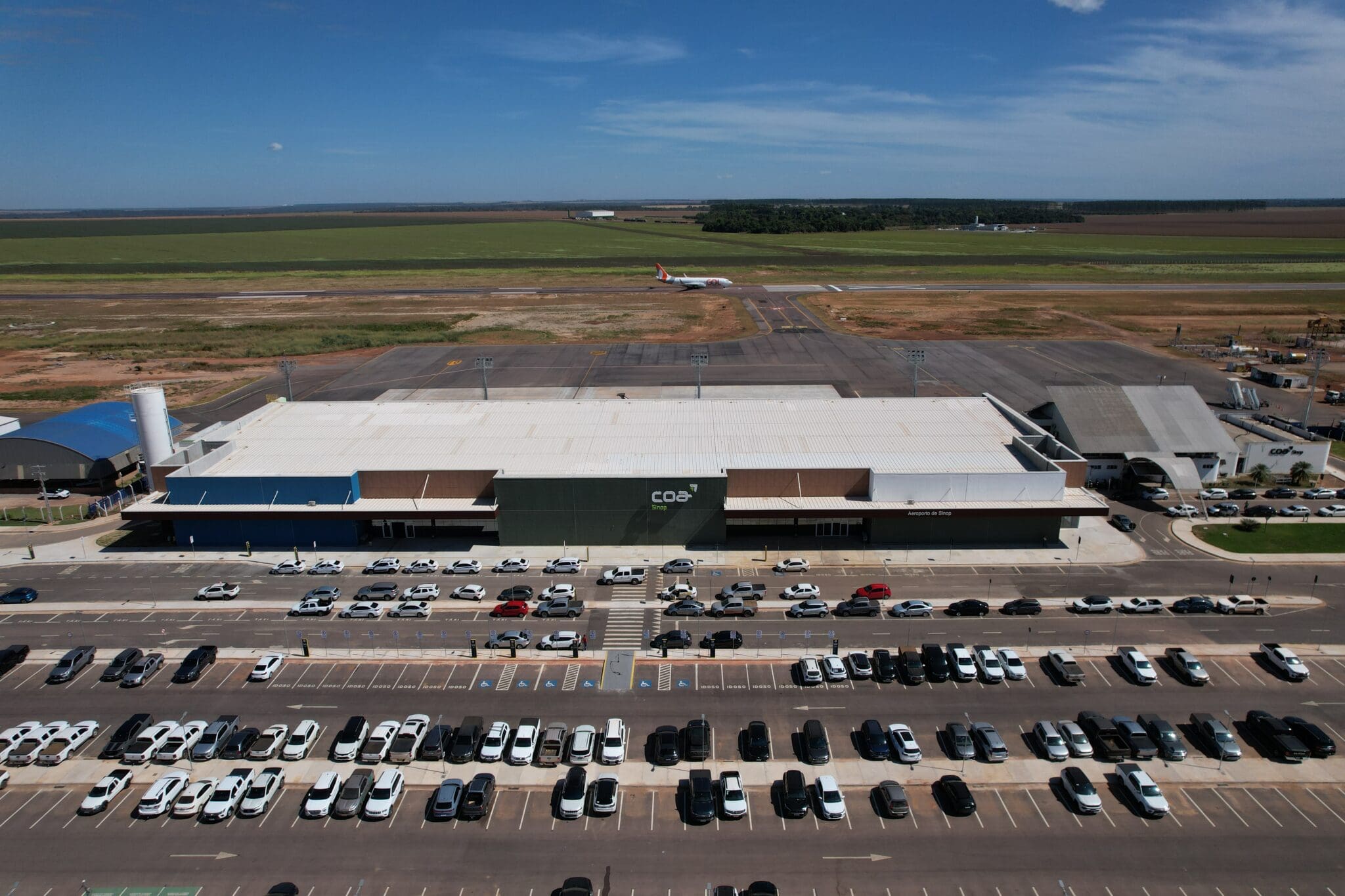 Aeroporto De Sinop Inaugura Estacionamento Eletropostos Brasilturis