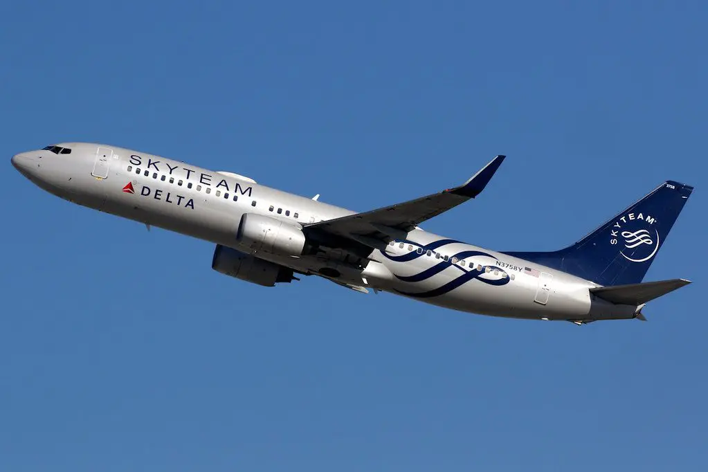 delta-e-skyteam