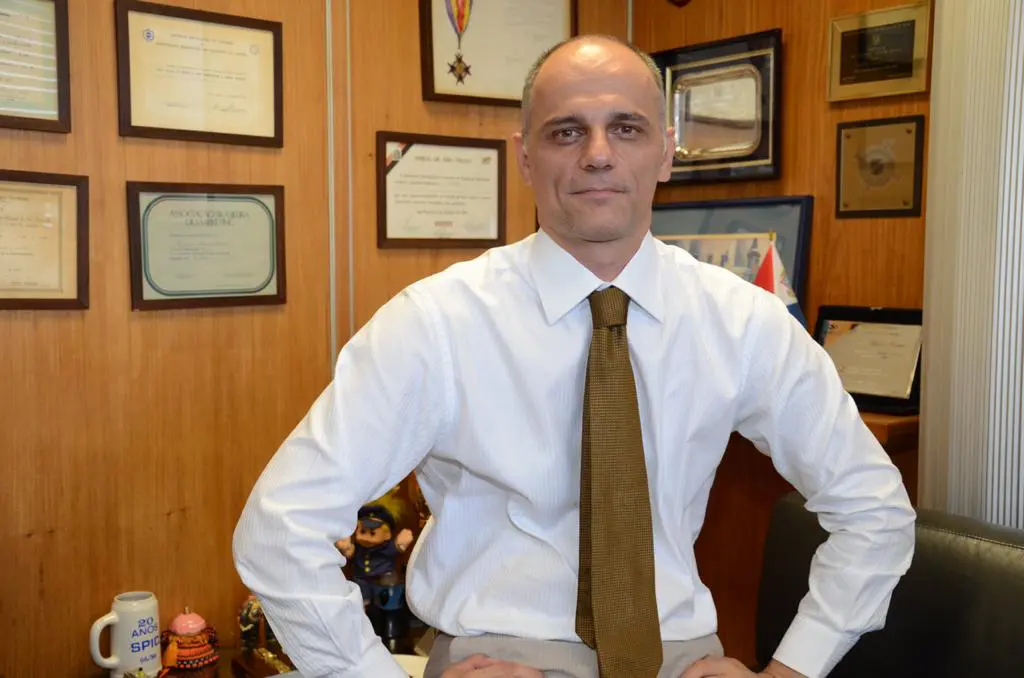 foto-ricardo-andress-roman-junior-02