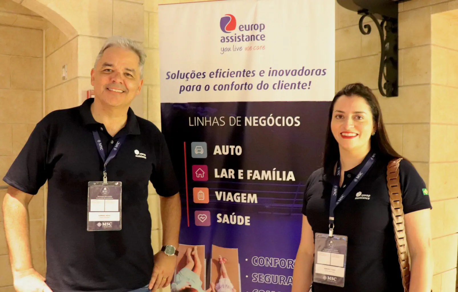 gabriel-rego-head-de-travel-e-edmara-pinho-coordenadora-de-marketing-da-europ-assistance