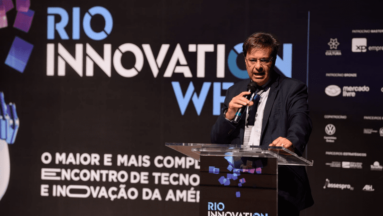 gilson-machado-neto-ministro-do-turismo-durante-o-lancamento-da-cartilha-dti-brasil-no-rio-innovation-week-foto-pedro-franca-mtur
