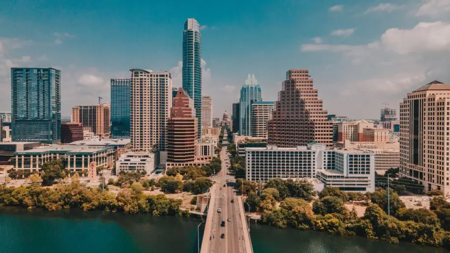 istock-1289215387-e1643885071266-916x515-1