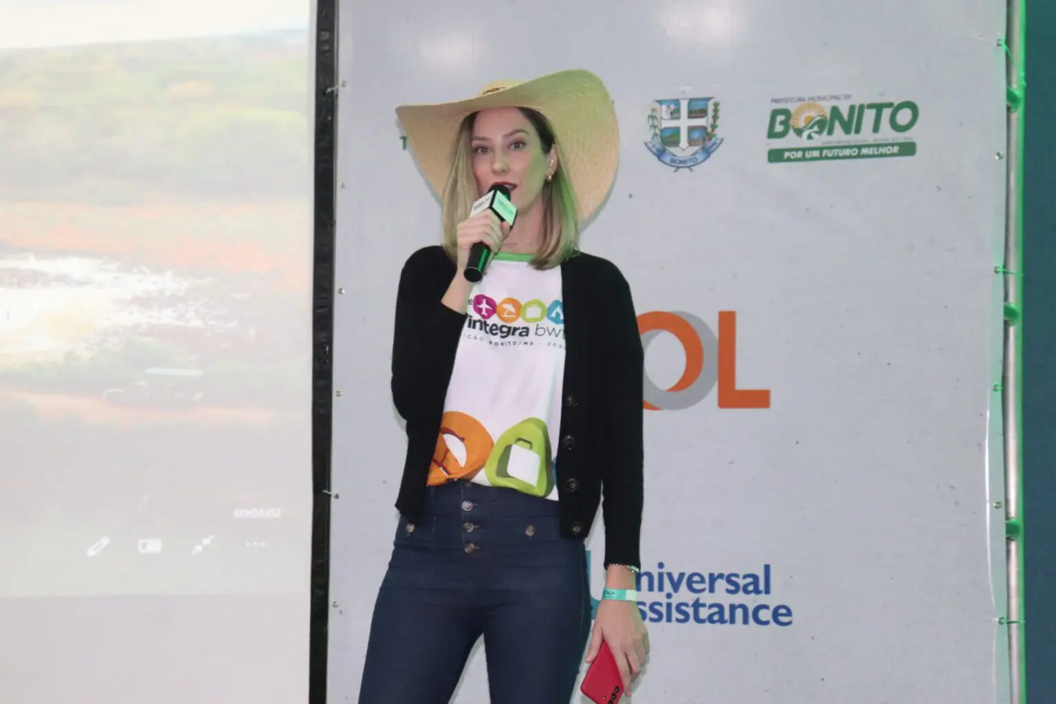 karla-cavalcanti-gerente-de-mercado-da-fundacao-do-ms-1-scaled