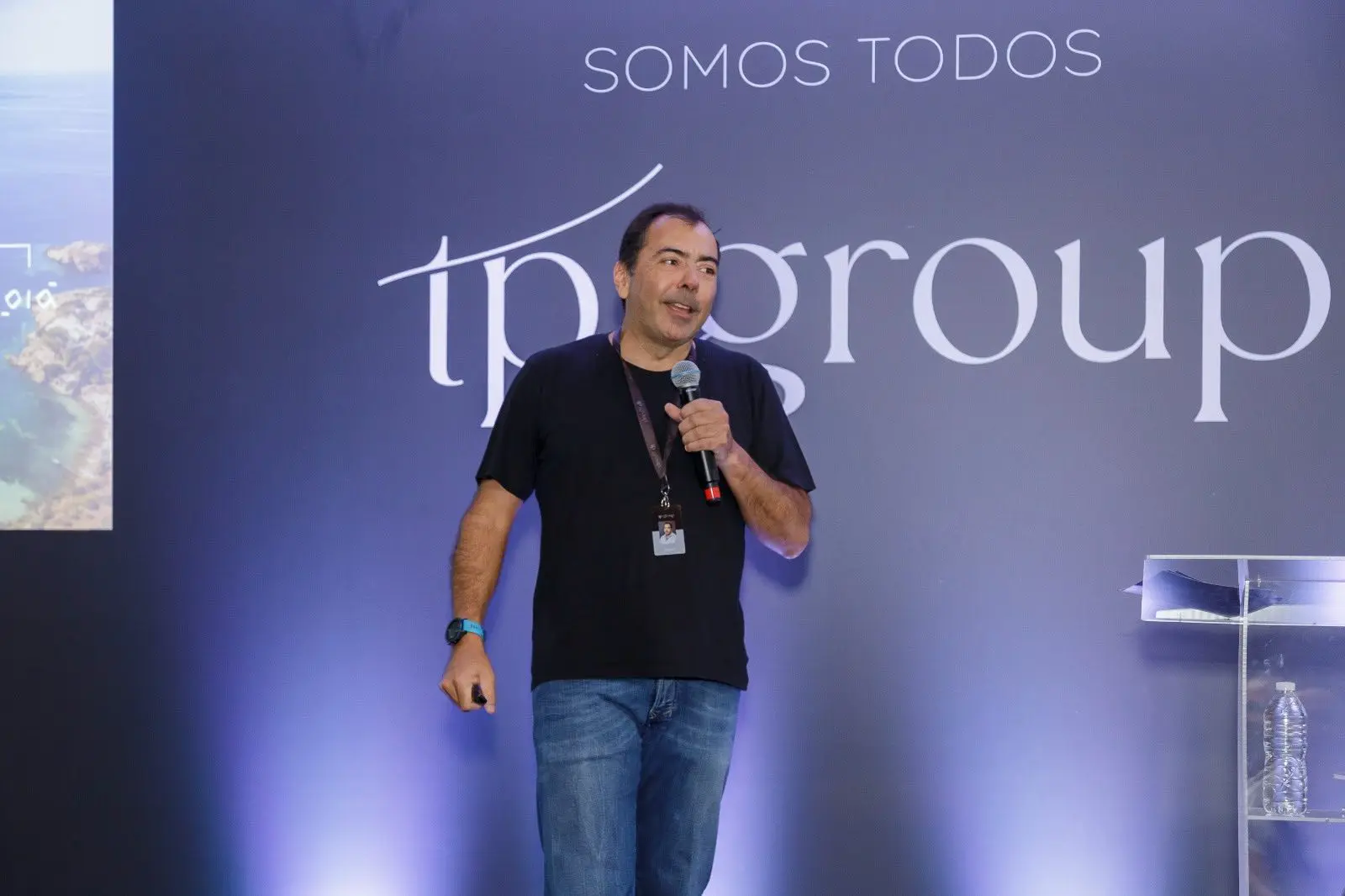 Tomas Perez anuncia as novidades para os seus colaboradores