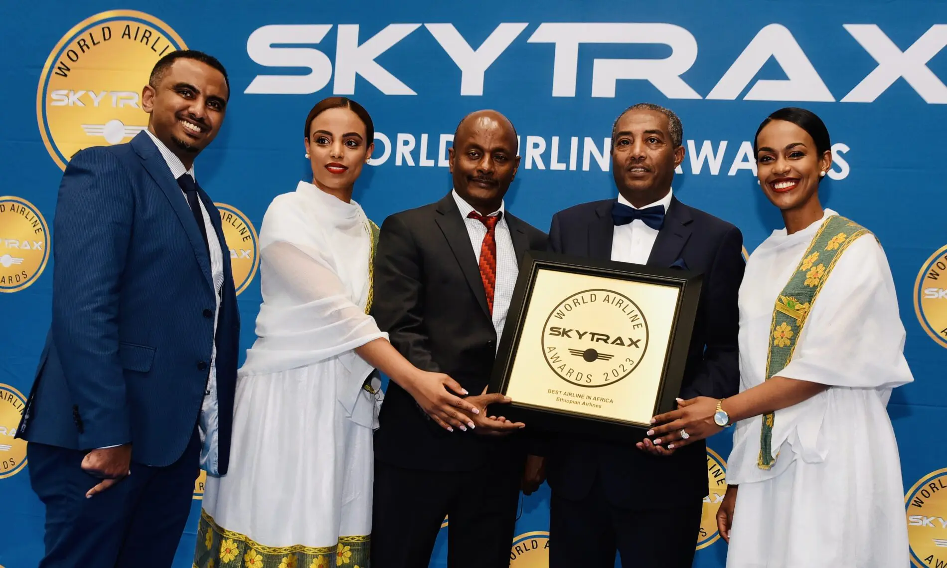 Ehiopian Airlines recebe prêmio da Skytrax Ehiopian Airlines recebe prêmio da Skytrax