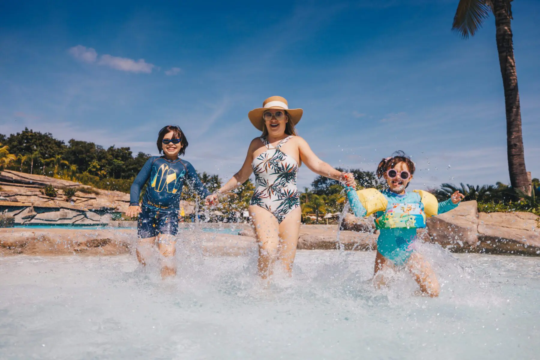 O Hot Park, em Goiás, é o maior parque aquático com águas quentes naturais da América do Sul Hot Park