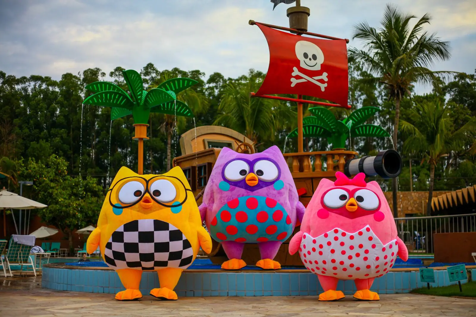 WhatsApp-Image-2023-06-14-at-18.11.56 Blue Tree Thermas de Lins, Bubu e as Corujinhas.