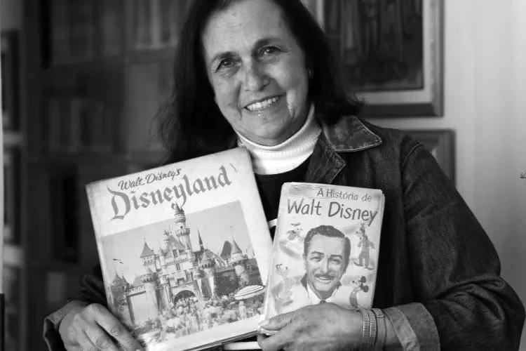 110708_ginhanader_f_022 Ginha Nader