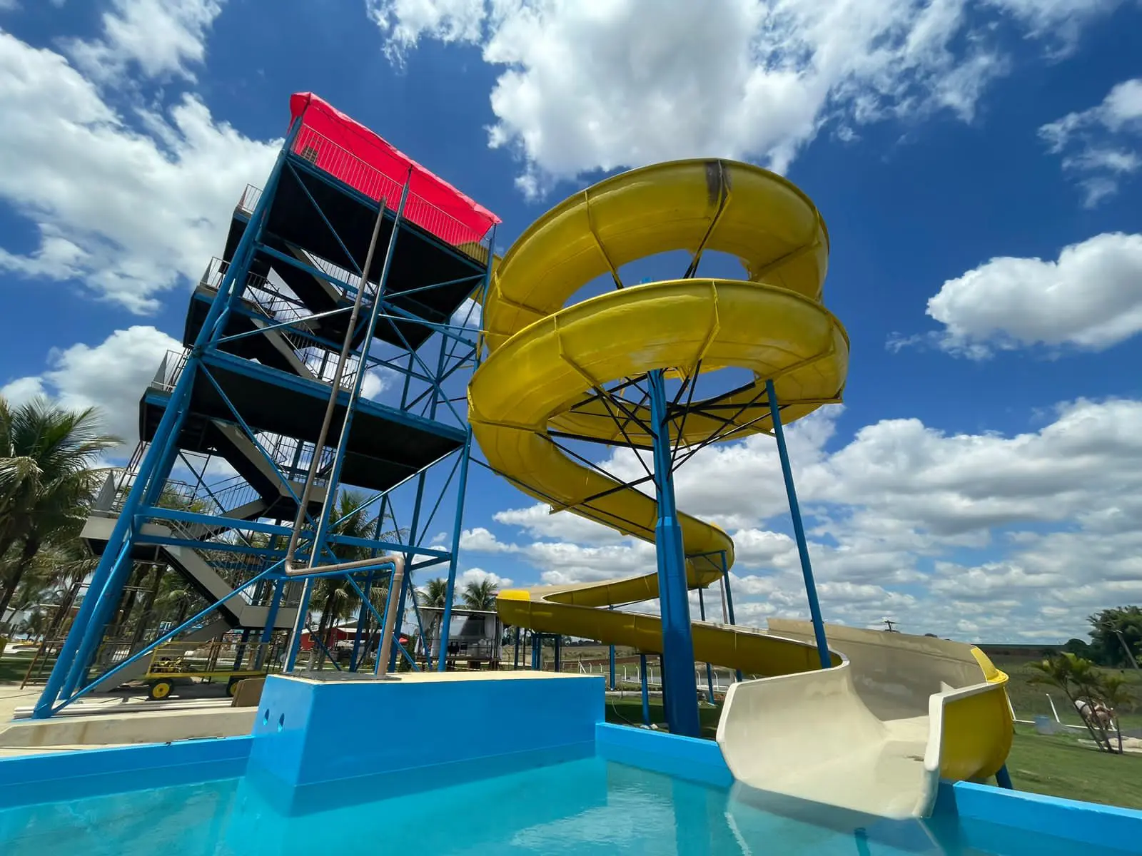 Castelo-Park-Aquatico---Turbilhao--2----foto-por-divulgacao-Castelo-Park-Aquatico Castelo Park Aquático