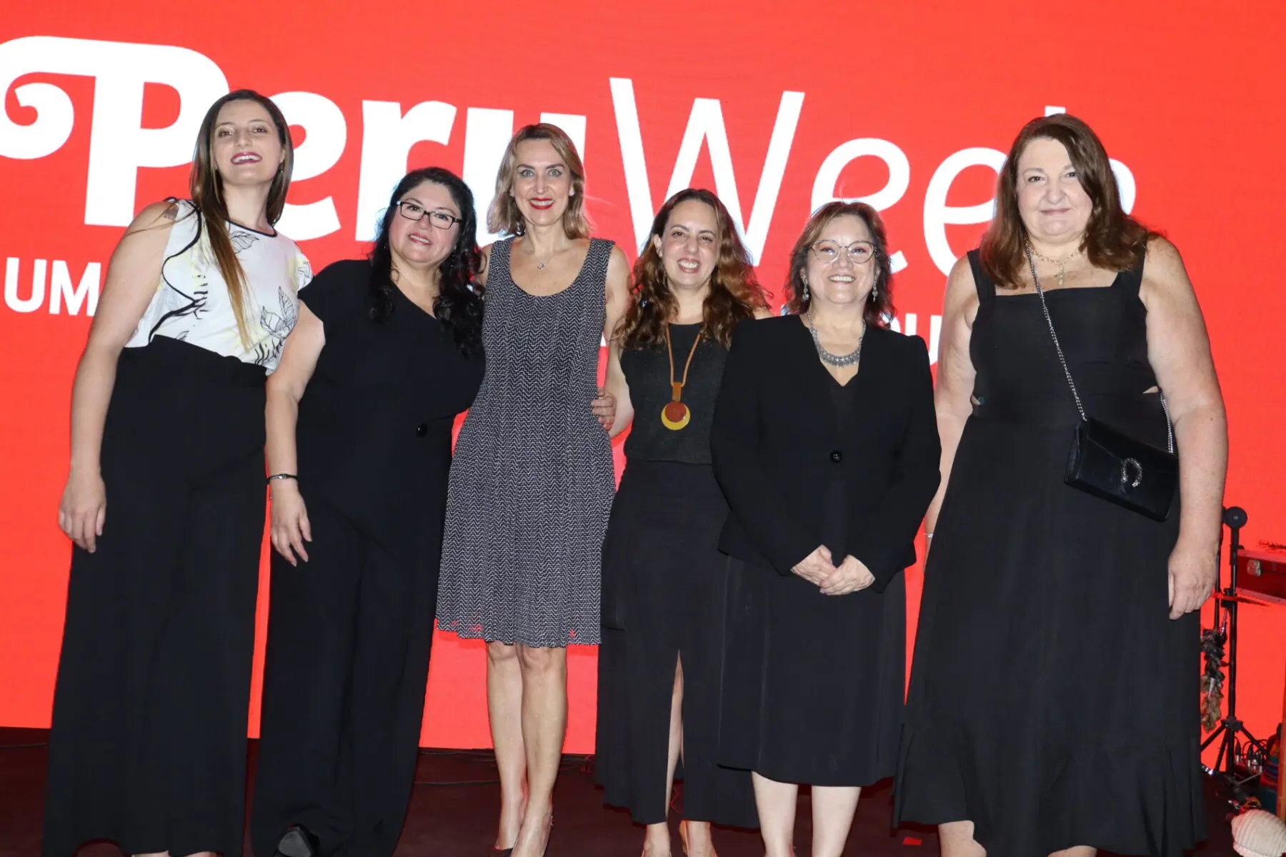 IMG_5134 Milagros Uchoa e Silvia Gamboa, ambas da Promperu, dão início ao Peru Week com líderes em São Paulo