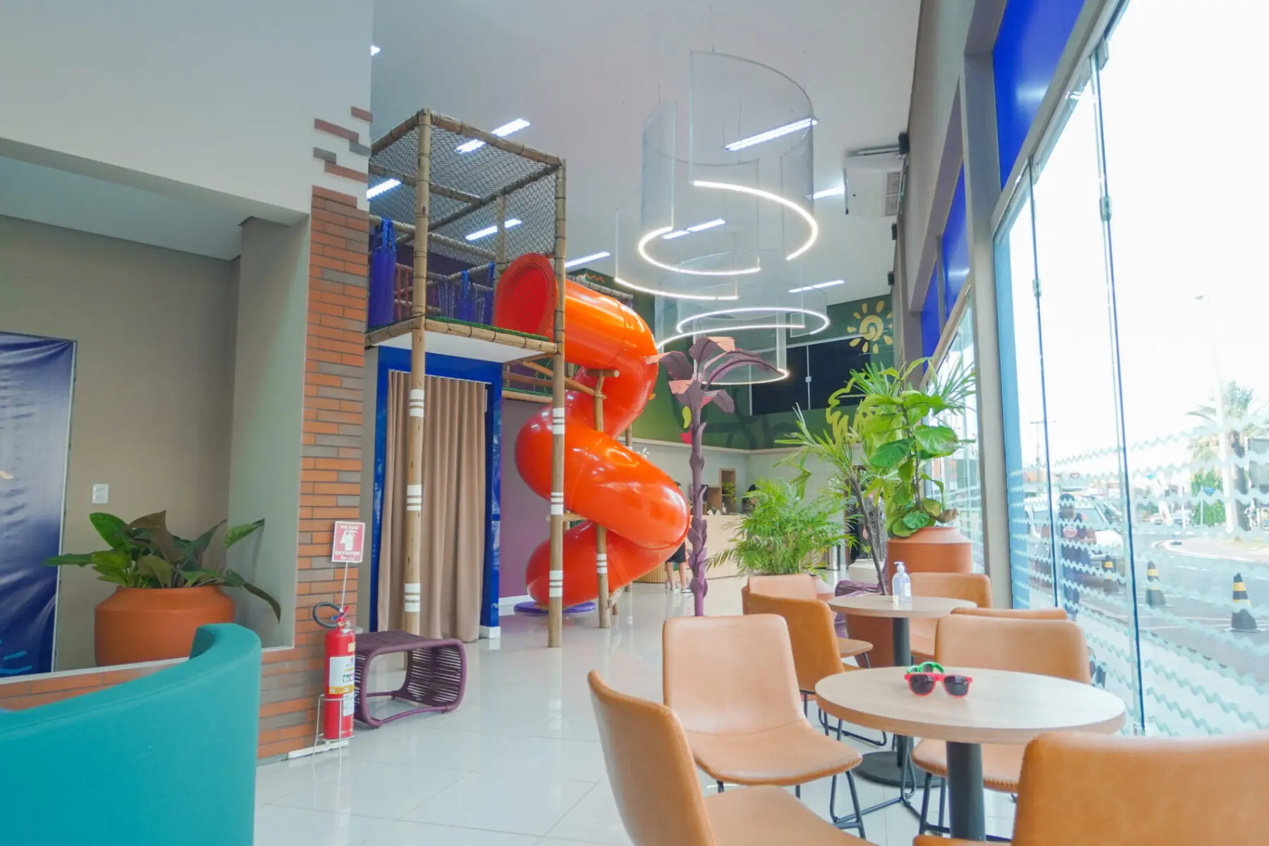 Primeira loja conceito Hot Beach Hot Beach