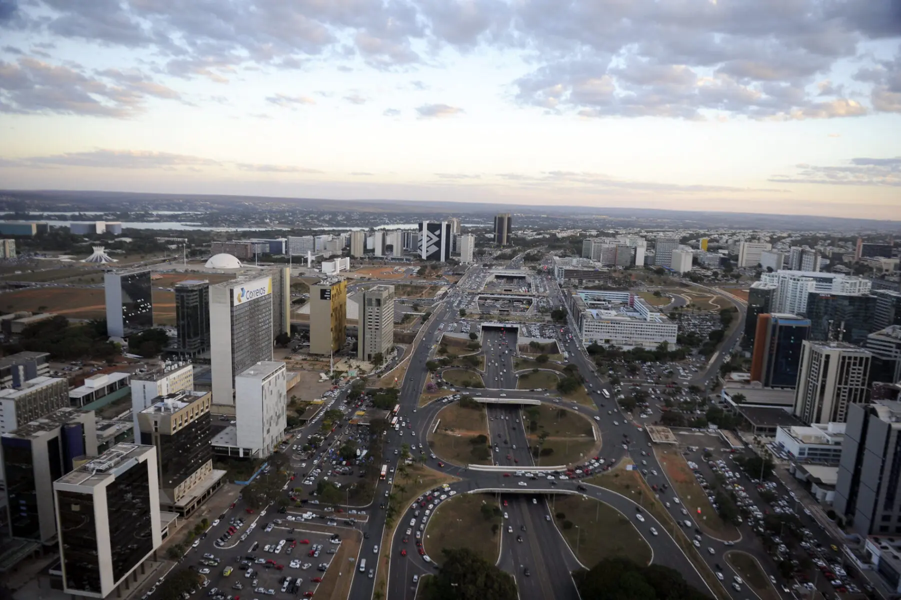Vista aérea do centro da cidade de Brasília (DF). Foto: Ana Volpe / Agência Senado Brasília Perse consulta pública jornalistas embratur