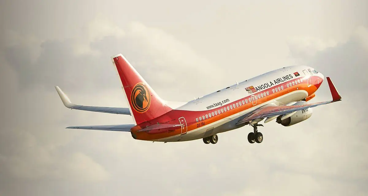 A parceria inclui rotas diretas de São Paulo a Luanda e acesso a 14 aeroportos brasileiros, facilitando viagens e conexíµes para a ífrica A parceria inclui rotas diretas de São Paulo a Luanda e acesso a 14 aeroportos brasileiros, facilitando viagens e conexões para a África