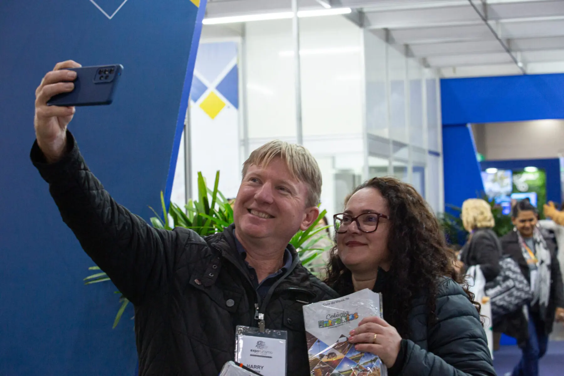 Visitantes terão informações na palma da mão e expositores terão mais facilidade para registrar seus leads durante Expo Turismo Paraná