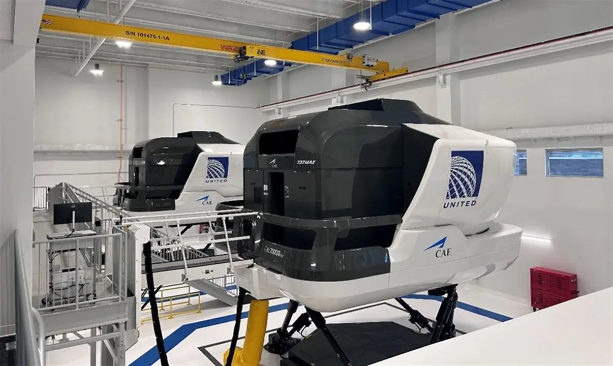 default (3) United centro de treinamento de voo