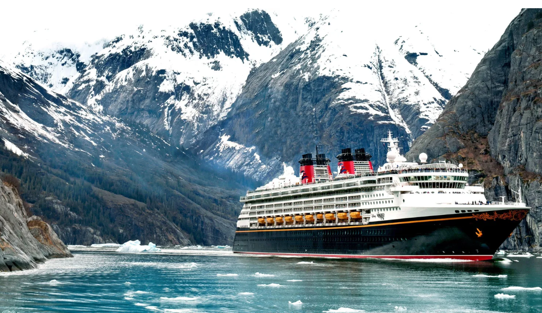 Disney Wonder, com destino ao Alasca Disney Wonder, com destino ao Alasca