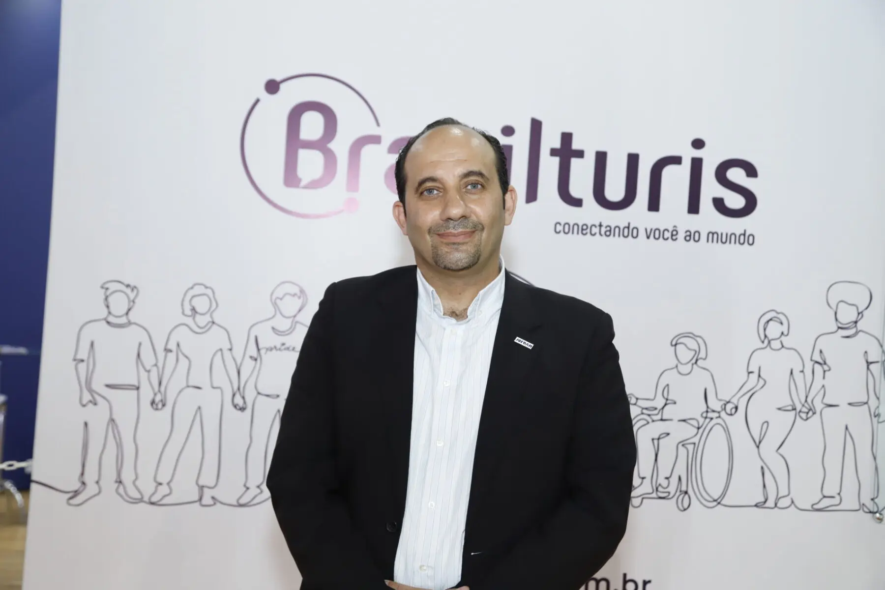 Majd Abu Aqrub, gerente de Marketing do Turismo da Jordí¢nia, comemora o crescimento ano a ano de viajantes brasileiros Majd Abu Aqrub, gerente de Marketing do Turismo da Jordânia, comemora o crescimento ano a ano de viajantes brasileiros