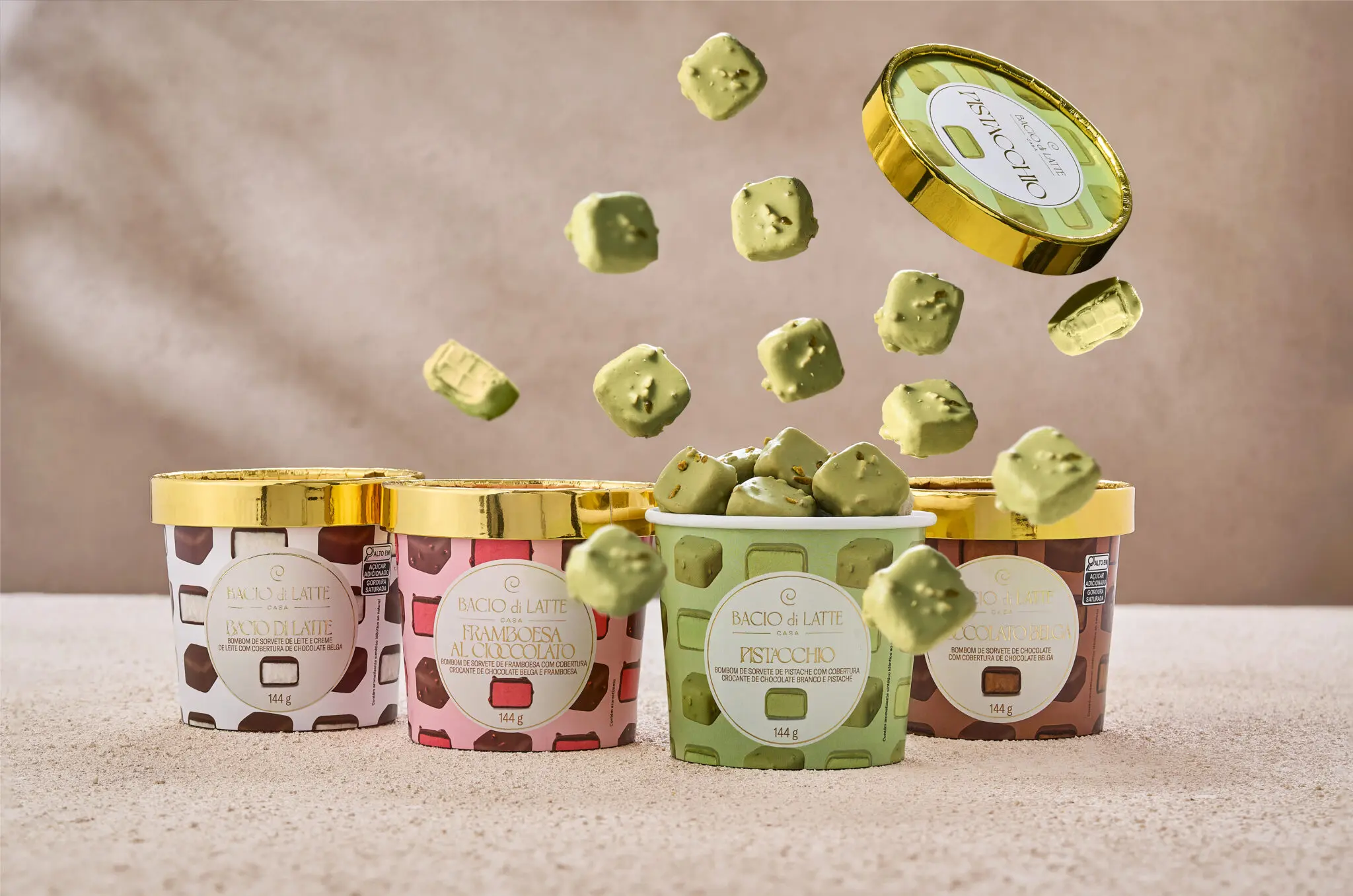 azul e bacio di latte