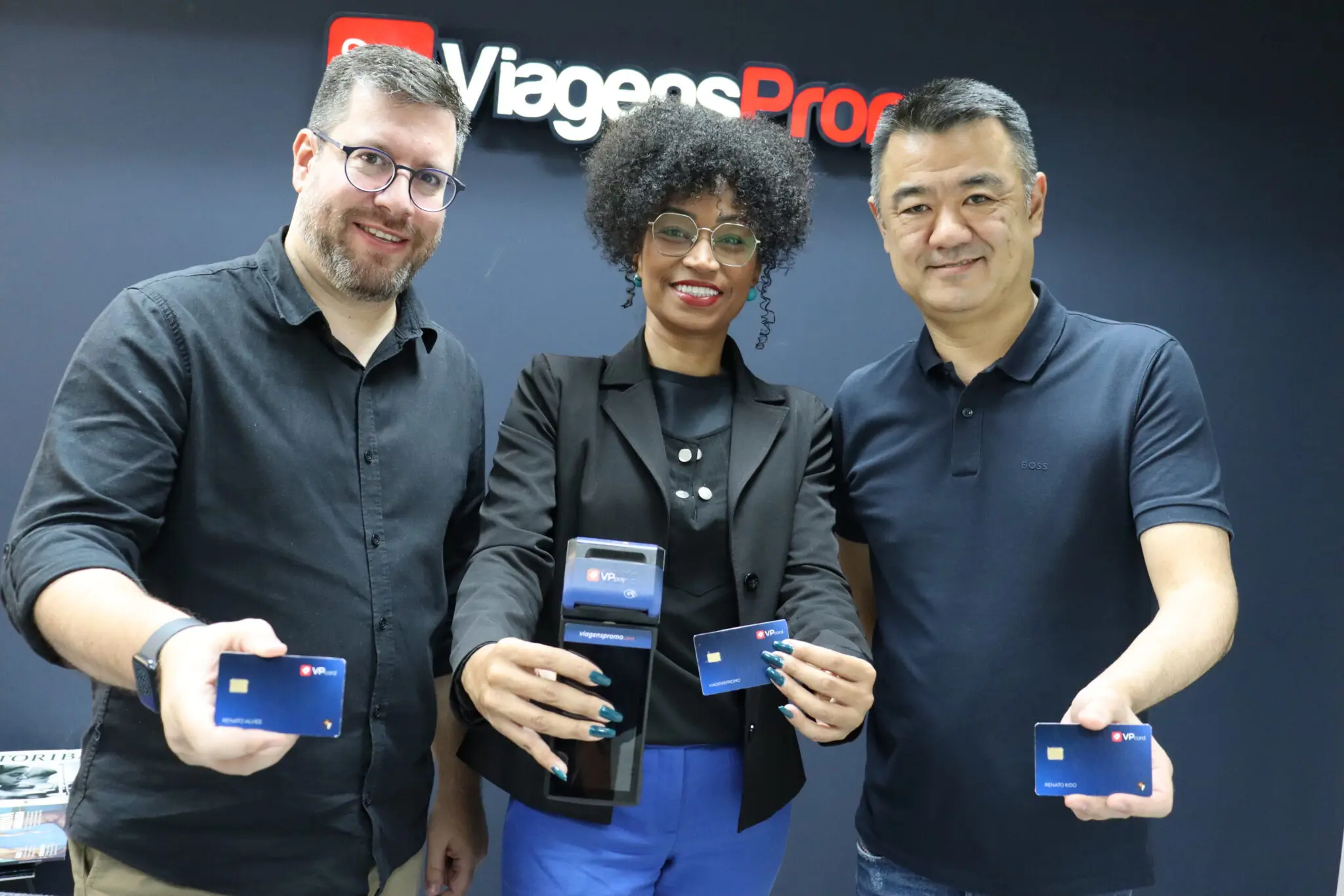 Renato Alves, Deise Gomes e Renato Kido apresentam a nova forma de pagamento da Viagens Promo: a VP Pay