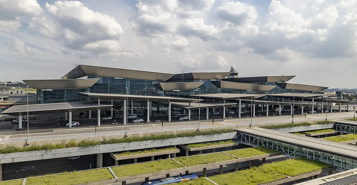 Sao_paulo_airport_terminal_3 Guarulhos Aeroporto de