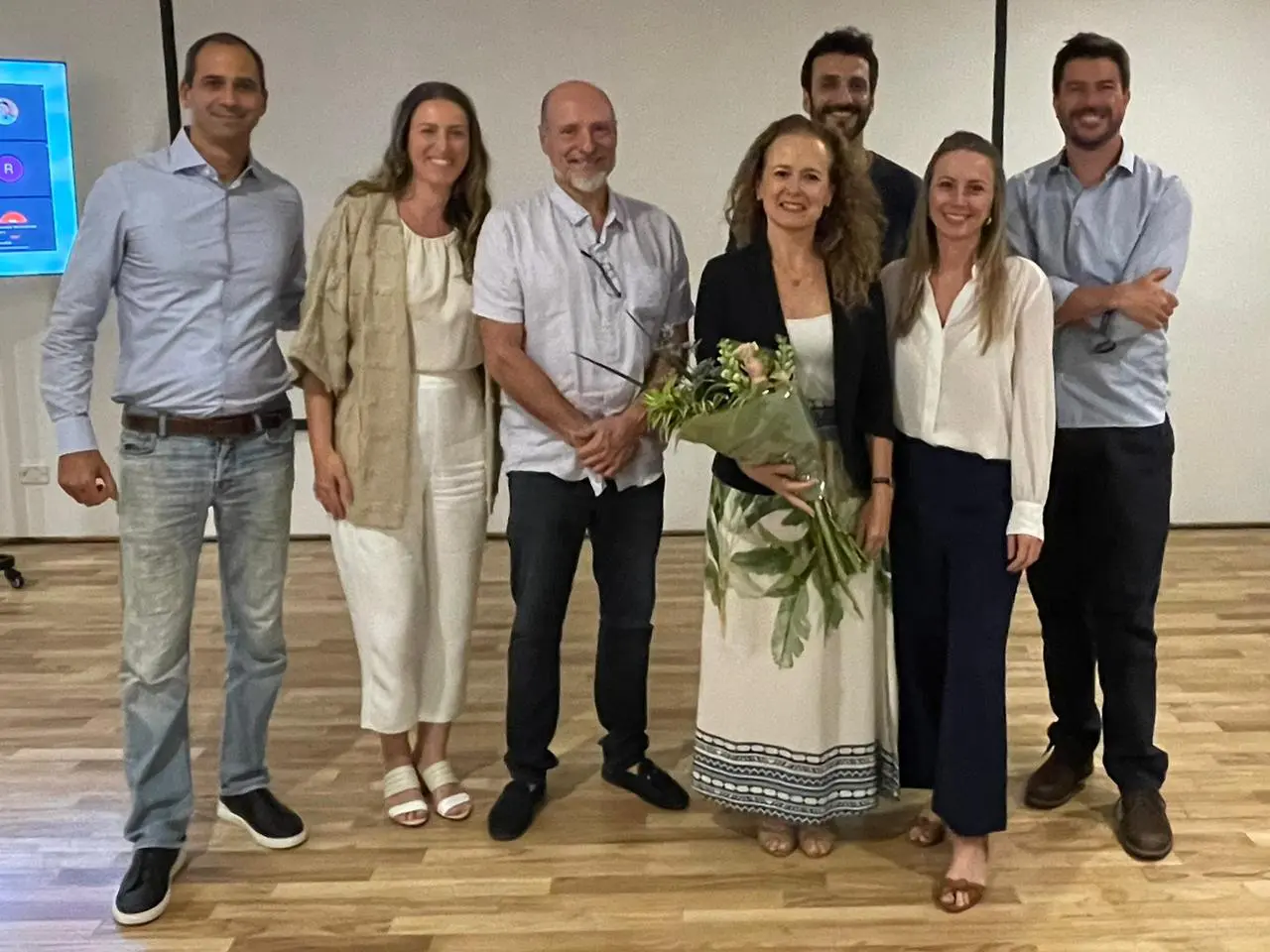 Alex da Riva- Bruna Dib- Roberto Klabin- Camilla Bafrreto- Guilherme Padilha- Manoela Losso e Pedro Treacher Foto Vanessa Dantas blta biênio