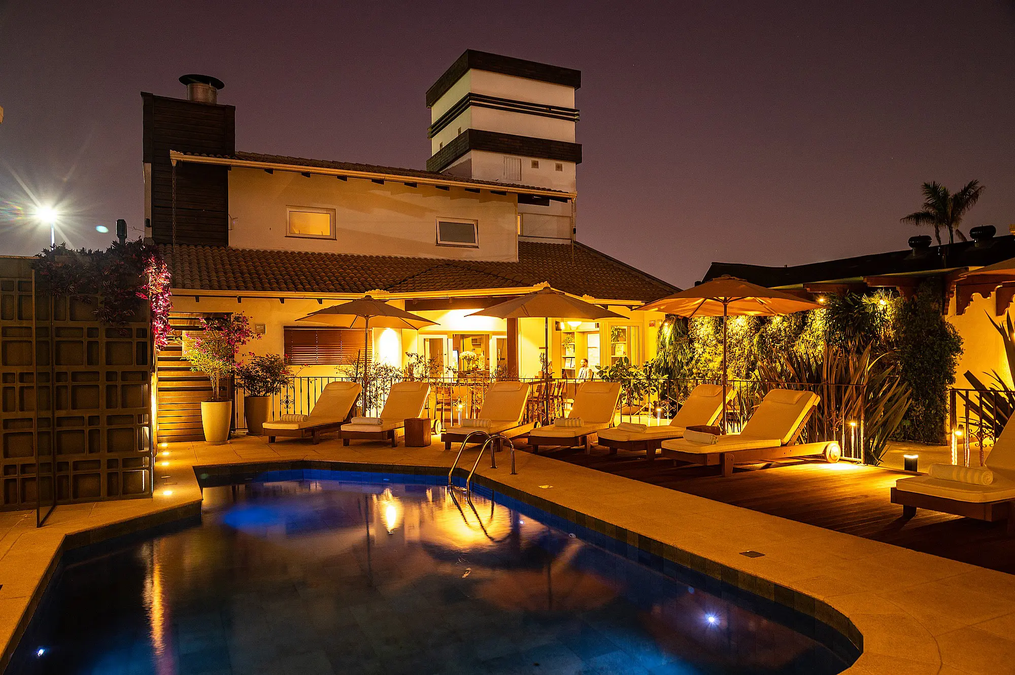 írea da piscina do Hotel Villa d'Ozio (Foto: Divulgação) Área da piscina do Hotel Villa d'Ozio (Foto: Divulgação)