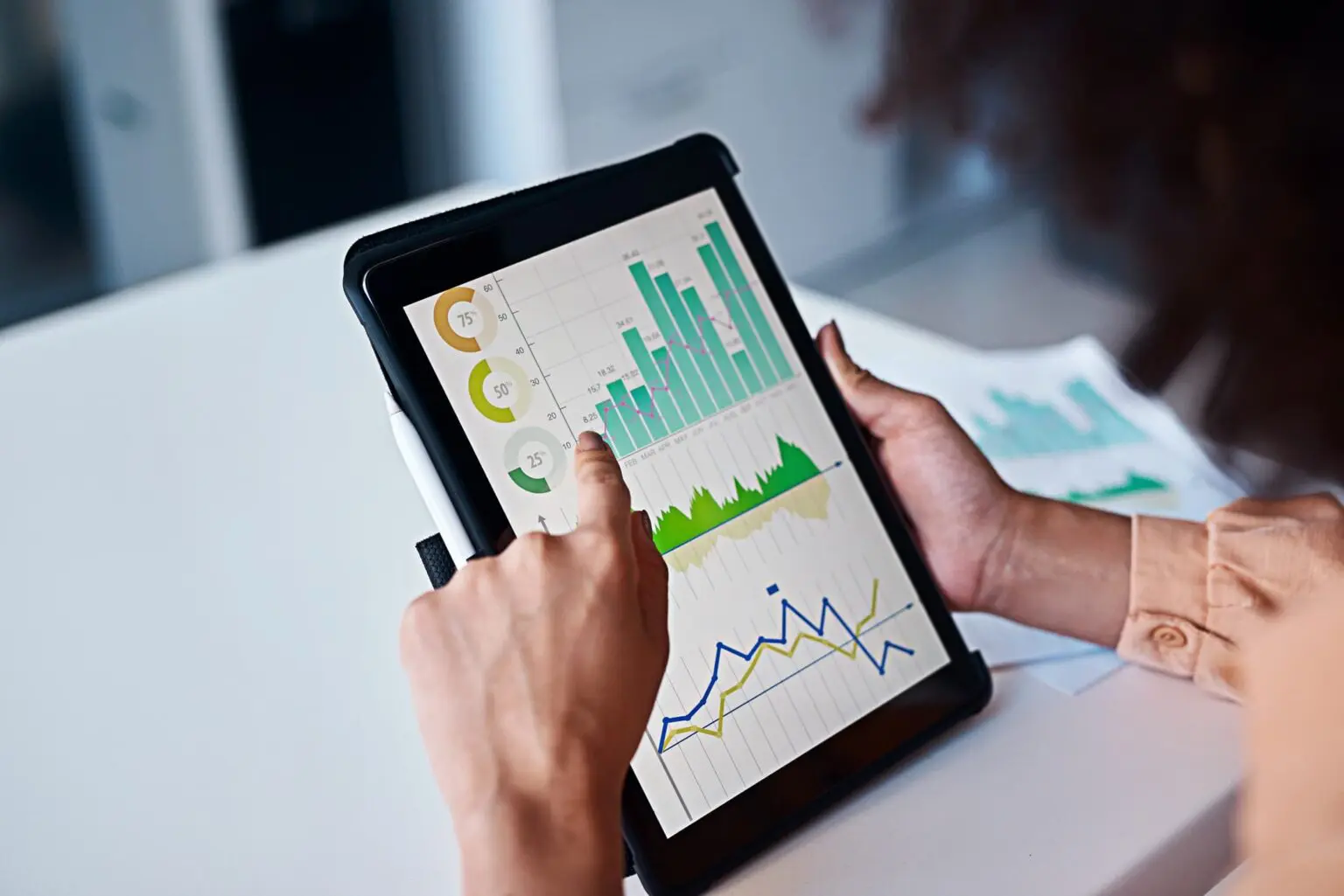 argoit_argosolutions_image_35-1536x1025 Entre os dados mais relevantes, o estudo revela que 66% dos entrevistados consideram essencial que a plataforma escolhida pelas empresas tenha atuação na América Latina (Foto: Divulgação)