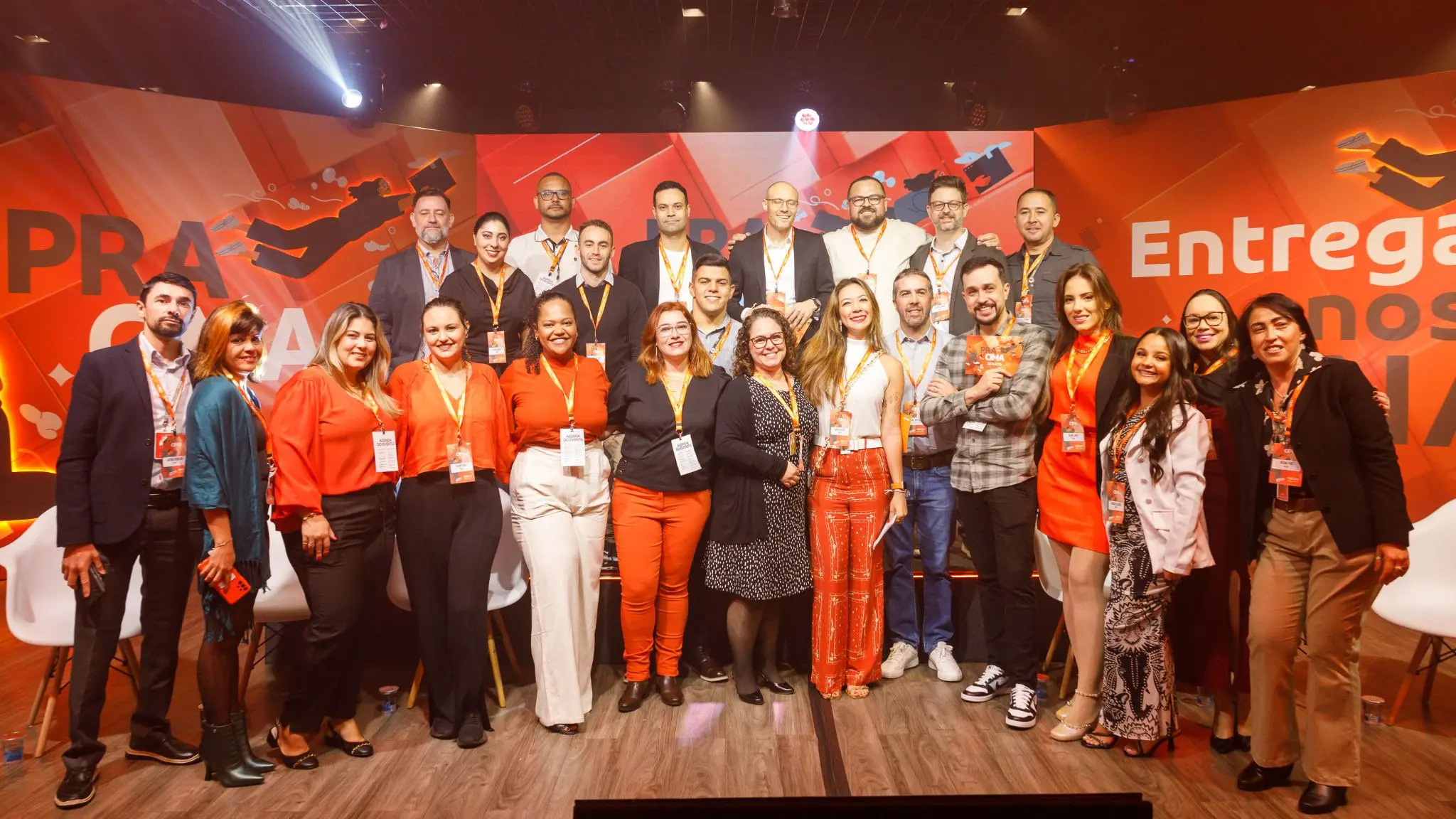 Diretores e gerentes da Gollog presentes no Encontro de Franqueados 2025. (Foto: Cauê Diniz / Divulgação Gol) gollog