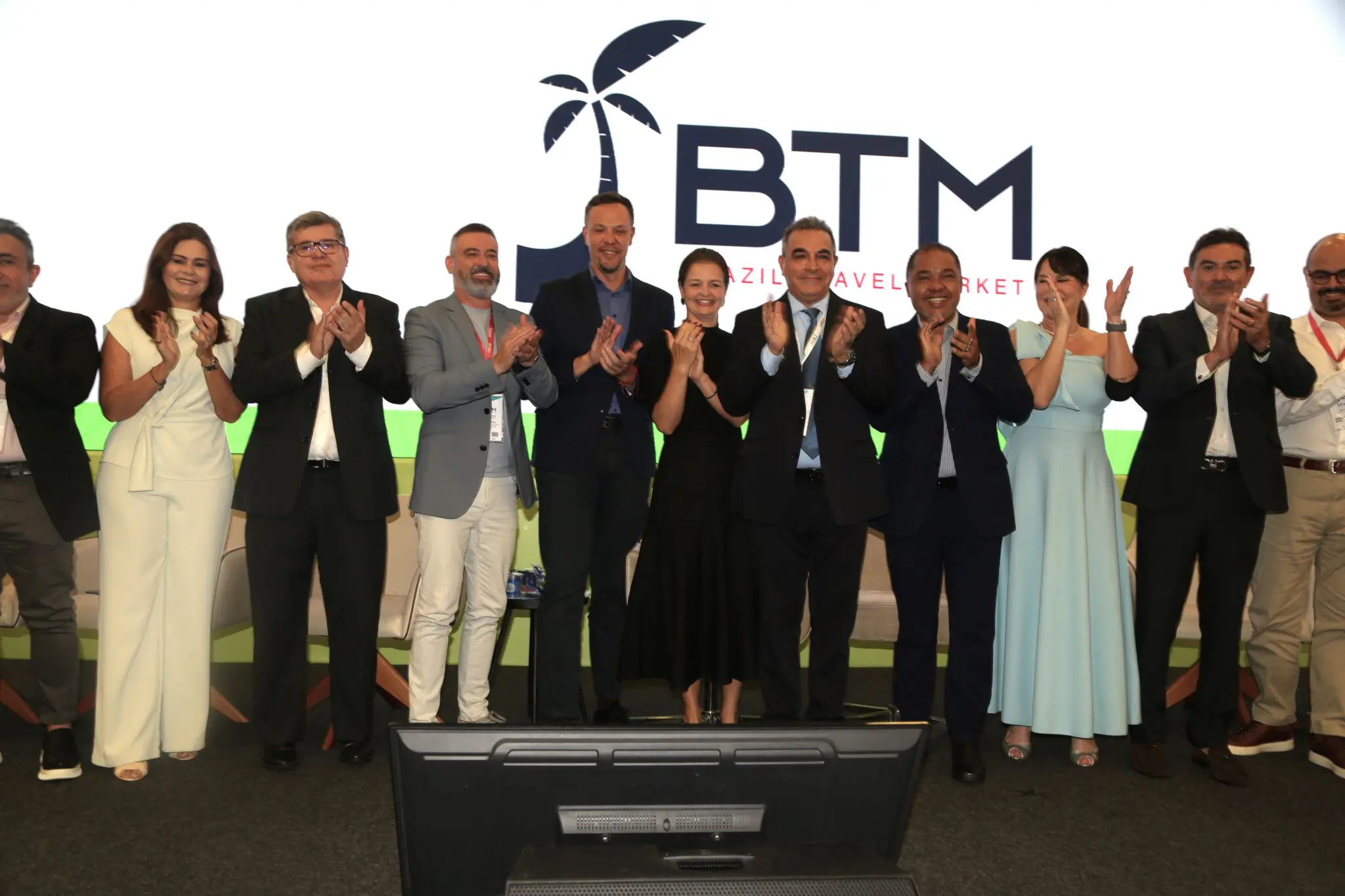 Líderes marcam presença na abertura da 13ª edição do Brazil Travel Market, realizado em Fortaleza (CE) (Foto: Antonio Salani)