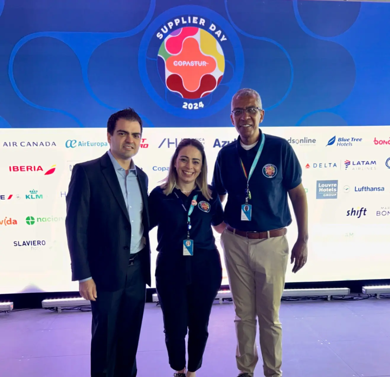 WhatsApp Image 2024-10-03 at 12.29.24 Edmar Mendoza, CEO, Amanda Bigi, gerente de Relacionamento com Fornecedores, e Reifer de Souza Júnior, CRO da Copastur (Foto: Divulgação)