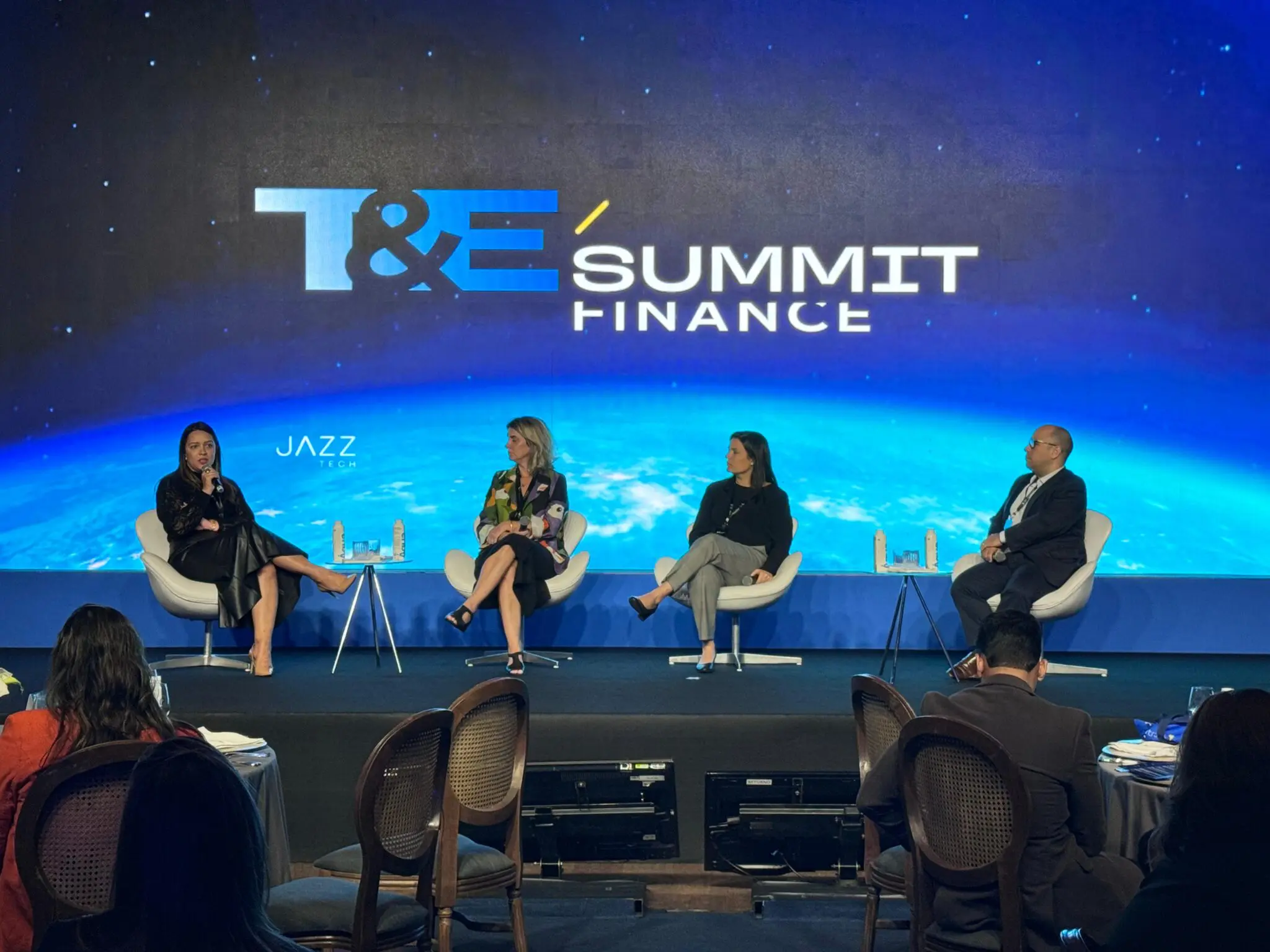 Especialistas abordaram durante o 2º T&E Summit Finance Edition da Paytrack como organização das empresas também é um importante fator na luta contra fraudes (Foto: Felipe Lima/Brasilturis)