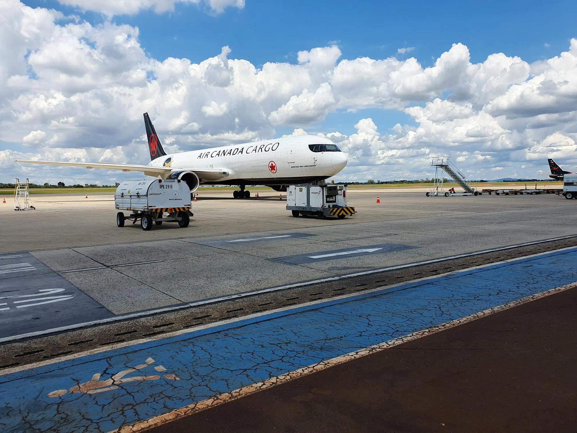 Cargueiro da Air Canada (Foto: Daniel Nogueira)