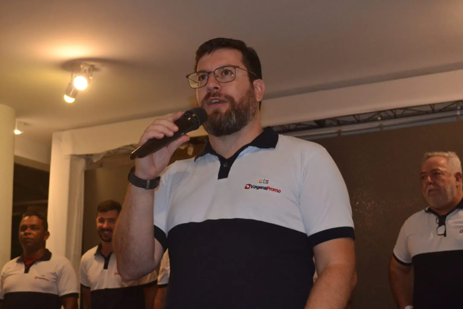 Com vasta experiência no setor, Renato Alves terá como principal missão reforçar o relacionamento com os agentes de viagens, promovendo o modelo Com vasta experiência no setor, Renato Alves terá como principal missão reforçar o relacionamento com os agentes de viagens, promovendo o modelo