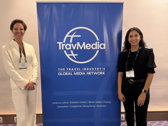 Dominika Dryjski e Camila Miller, ambas da TraveMedia (Foto: Felipe Lima/Brasilturis)