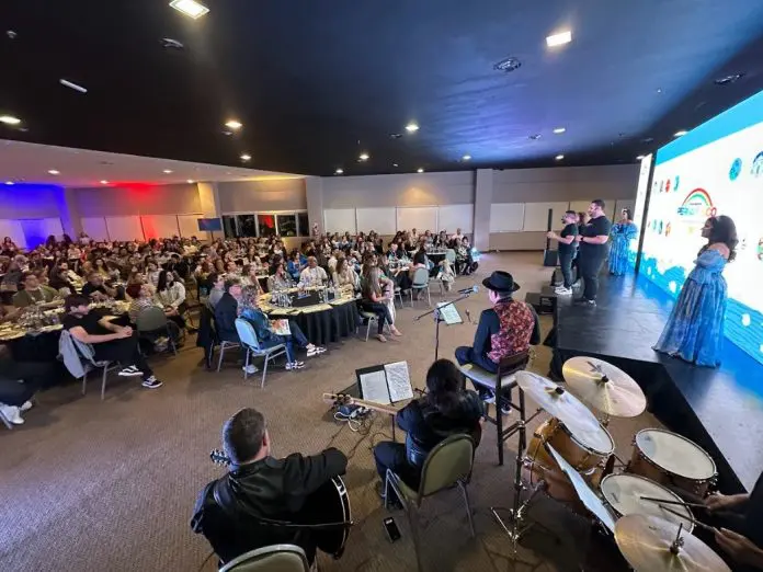 Divulgação Empetur A iniciativa teve início em maio e já passou por cinco cidades latino-americanas: Santiago (Chile), Buenos Aires, Rosário, Santa Fé e Córdoba (Argentina). Crédito: Divulgação/ Empetur