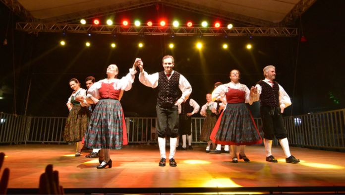 O Calendário de Eventos do Ministério do Turismo apresenta uma programação diversificada, ideal para todos os perfis de viajantes. Crédito: Prefeitura de Petrópolis O Calendário de Eventos do Ministério do Turismo apresenta uma programação diversificada, ideal para todos os perfis de viajantes. Crédito: Prefeitura de Petrópolis