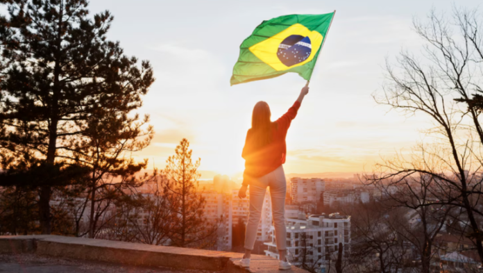 Avaliação positiva do turismo avança no governo Lula e atinge 55%, mostra pesquisa Avaliação positiva do turismo avança no governo Lula e atinge 55%, mostra pesquisa