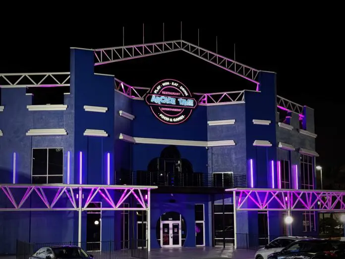 Arcade Time Entertainment - International Drive - Orlando - FL A temporada de outono transforma Kissimmee no epicentro da diversão de Halloween.