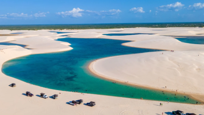 Nordeste lidera lista de lugares mais desejados, com Noronha, Porto de Galinhas e Lençóis Maranhenses entre os favoritos. Crédito: Divulgação/MTur redes sociais