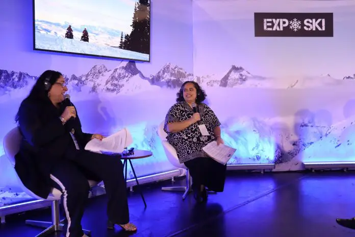 Talk Snow, conduzido por Sheilla Nassar na ExpoSKI, reuniu destinos internacionais e reforçou o potencial do turismo de neve no Brasil. Felipe Lima/Brasilturis Talk Snow, conduzido por Sheilla Nassar na ExpoSKI, reuniu destinos internacionais e reforçou o potencial do turismo de neve no Brasil. Felipe Lima/Brasilturis