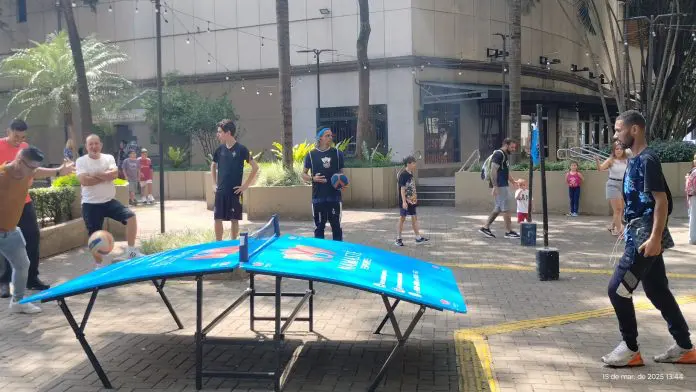bTarde-de-Lazer-no-West-Plaza West Plaza