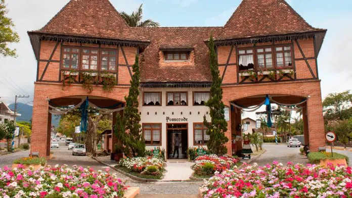 01-Pomerode-Santa-Catarina Oktoberfest Vale Europeu