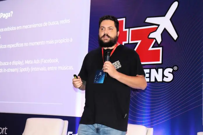 André Santini Filho, especialista de Marketing Digital com foco em B2B e SaaS mídia paga