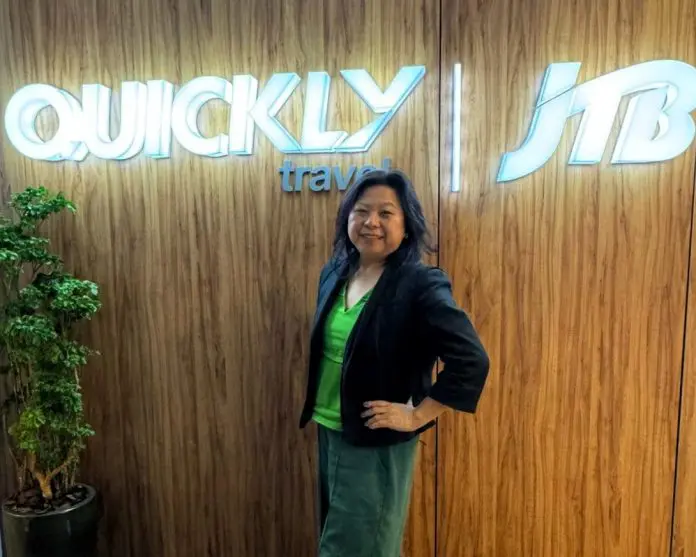 Lia-Hirakawa-da-Cruz Quickly Travel Lia