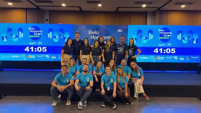 Tripulantes da Azul Viagens na última edição do ano do Agente Tá On Tripulantes da Azul Viagens na última edição do ano do Agente Tá On