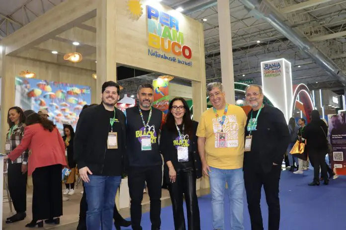 Diogo Beltrão (Empetur), Marcos Bizzoto e Danielle Meirelles (FRT Operadora), Otavioano Maroja (Porto de Galinhas CVB) e Hayrton Almeida (Fernando de Noronha CVB) Crédito: Kamilla Alves/Brasilturis