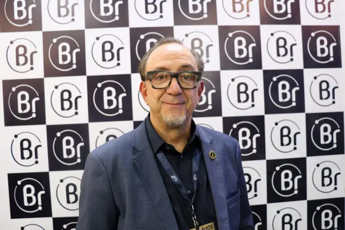 Ricardo-Velle Brazil Touch