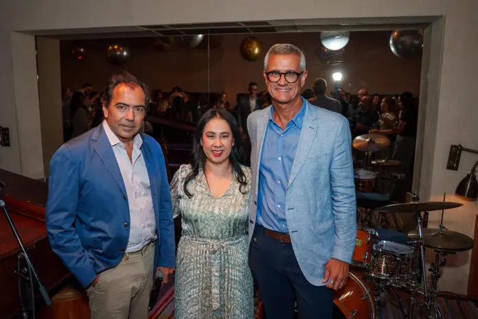 Tomas Perez, CEO do TP Group; Renata Yano, diretora de B2B; e Leonardo Mignani, vice-presidente comercial da agência. Crédito: Divulgação/ Teresa Perez Tomas Perez, CEO do TP Group; Renata Yano, diretora de B2B; e Leonardo Mignani, vice-presidente comercial da agência. Crédito: Divulgação/ Teresa Perez