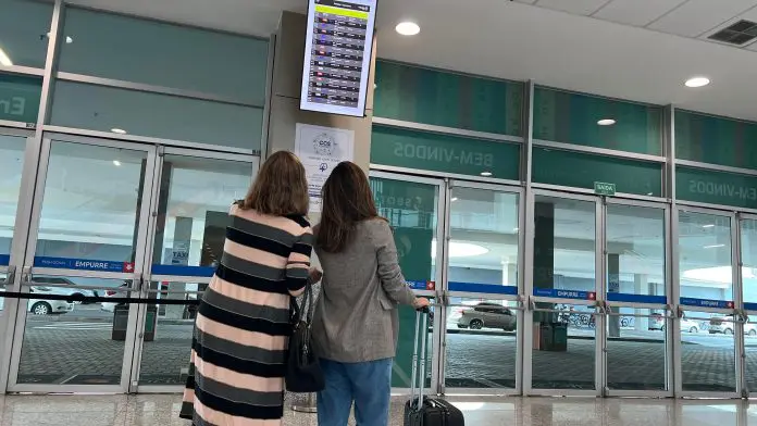 Centro de Convenções Salvador instala telas com informações de voos em tempo real, em parceria pioneira com Salvador Bahia Airport. Crédito: DIvulgação Centro de Convenções Salvador instala telas com informações de voos em tempo real, em parceria pioneira com Salvador Bahia Airport. Crédito: DIvulgação