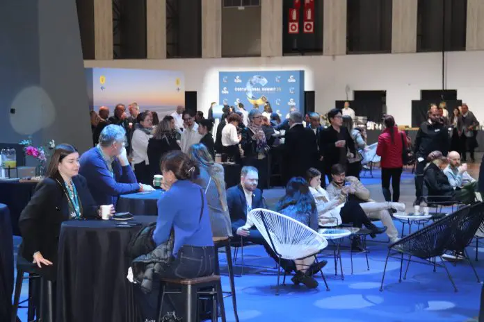 Participantes do Costa Global Summit foram recebidos com um café de boas-vindas Vosta global summit